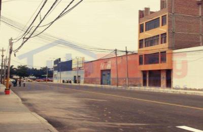 VENTA DE ALMACÉN EN CALLE TUMBES - PATAZCA